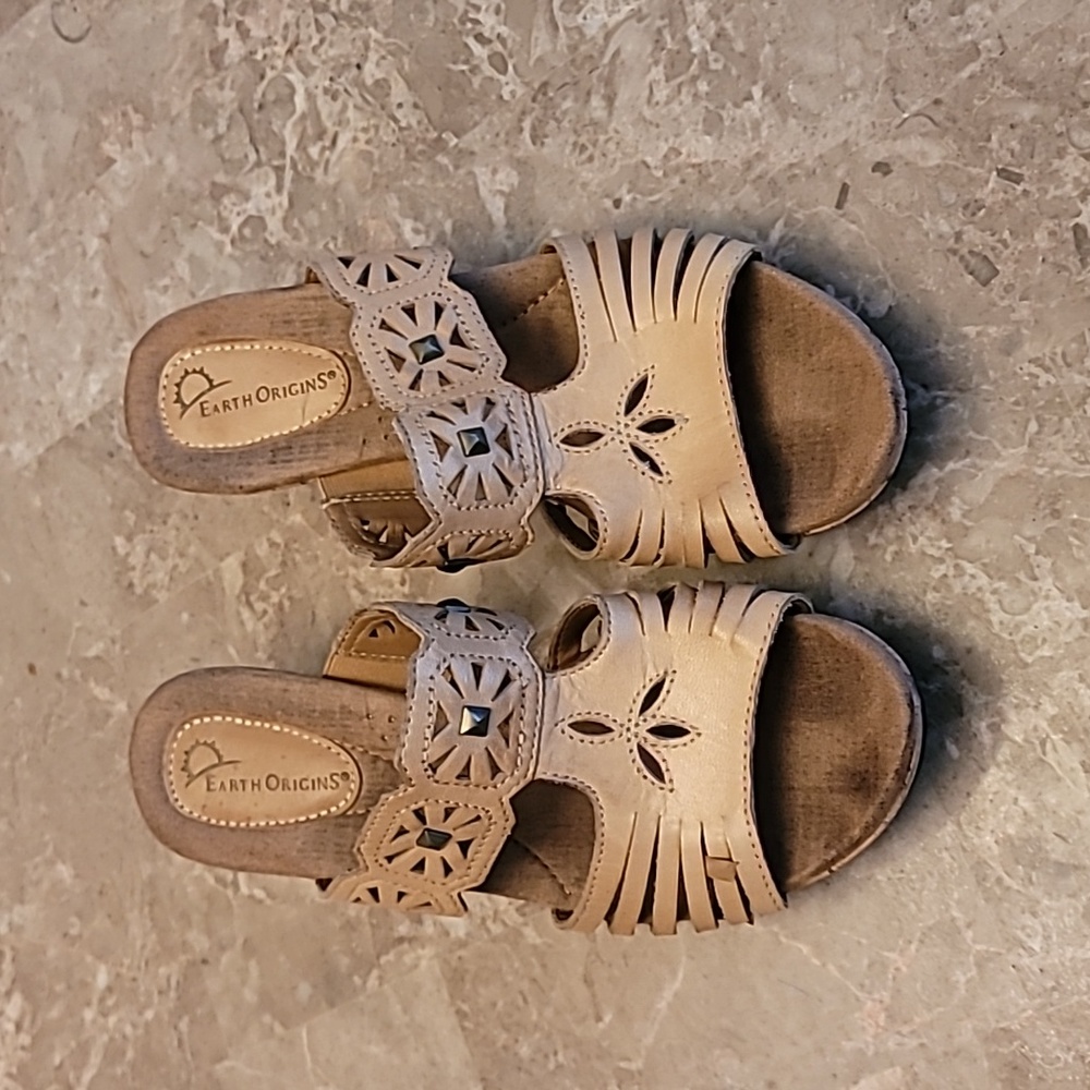 Earth origins sandals